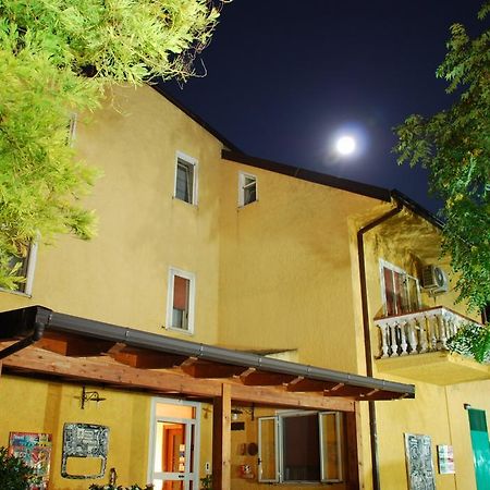 Bed And Breakfast Pieffe Frascineto ภายนอก รูปภาพ