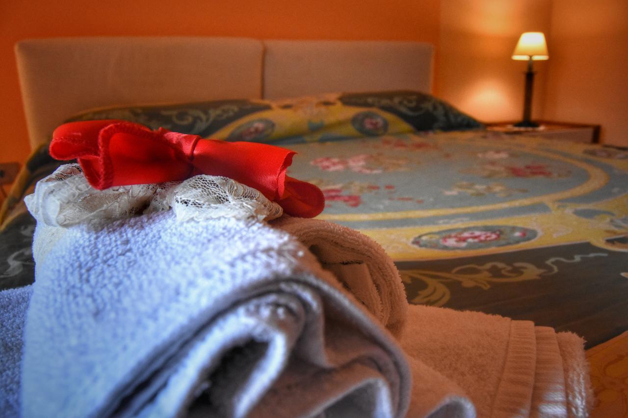 Bed And Breakfast Pieffe Frascineto ภายนอก รูปภาพ