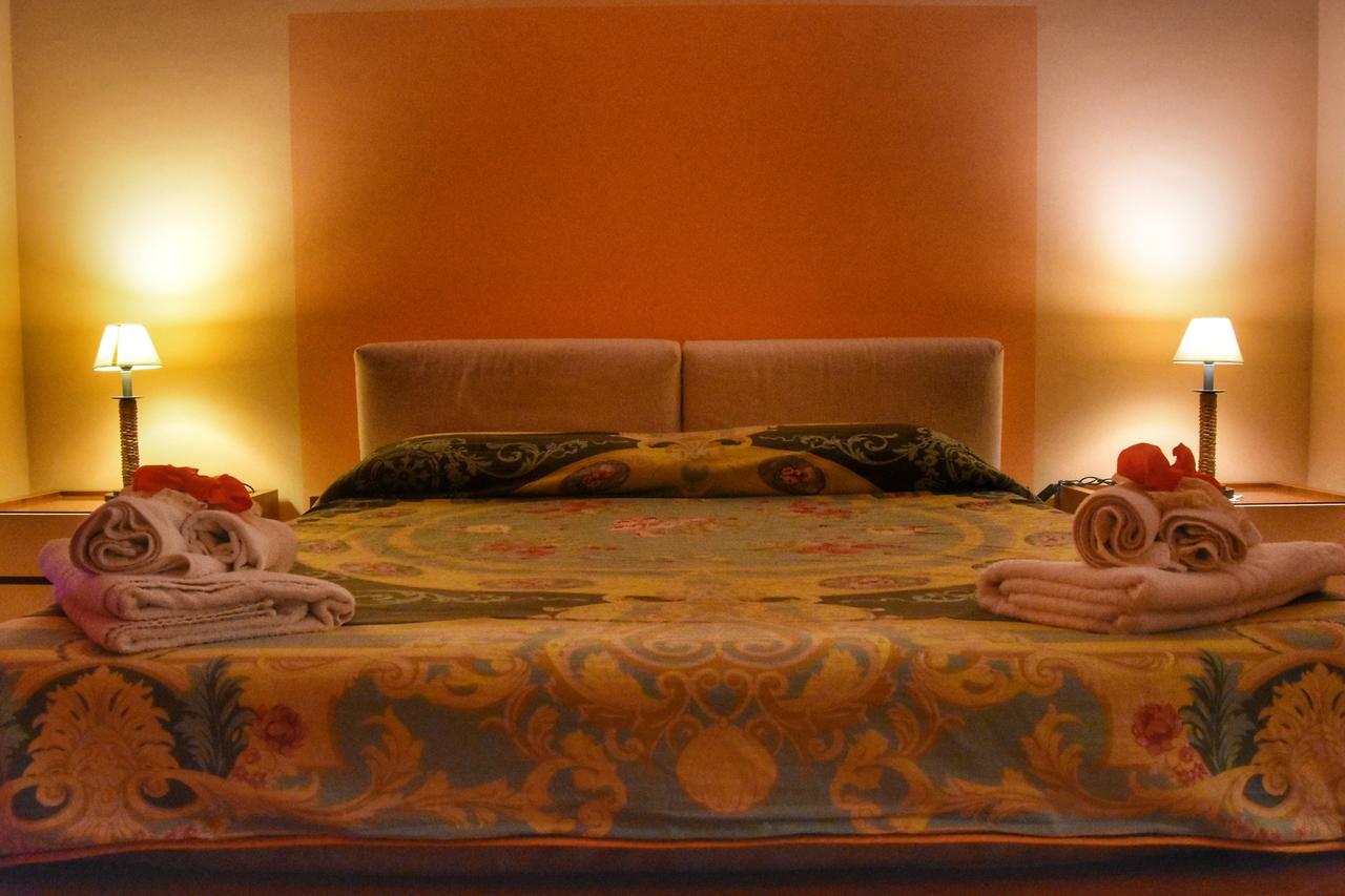 Bed And Breakfast Pieffe Frascineto ภายนอก รูปภาพ