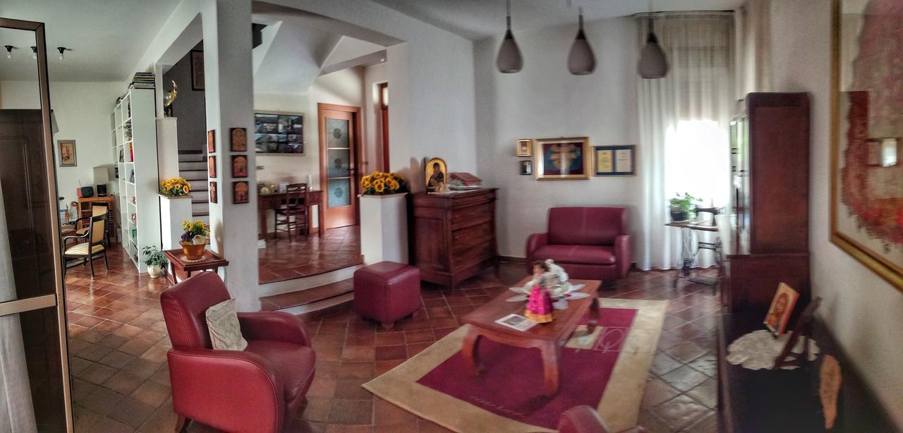 Bed And Breakfast Pieffe Frascineto ภายนอก รูปภาพ