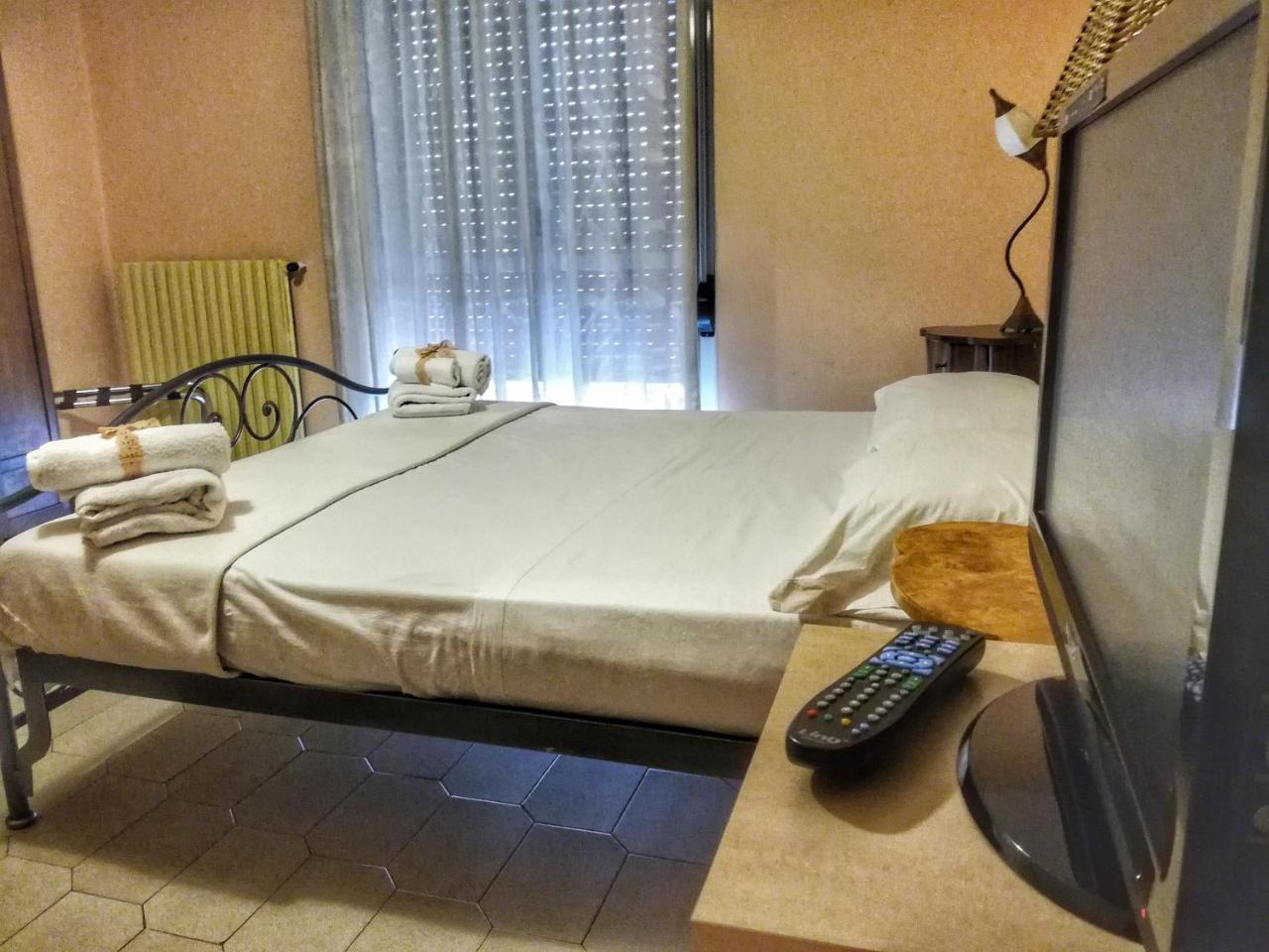 Bed And Breakfast Pieffe Frascineto ภายนอก รูปภาพ